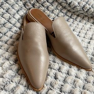 ROOLEE - Tan Faux Leather Slides